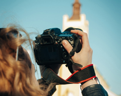 Expert Photography Woman Travel Photos Camera Sky