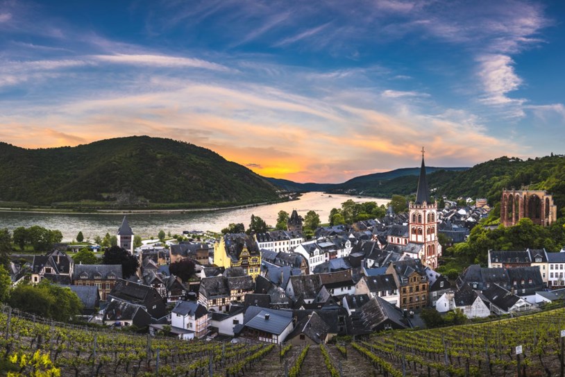 Remarkable Rhine And Historic Holland